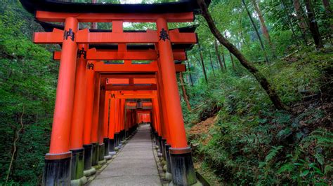 Ways of Seeing: A Century of Sculpture in Japan - Journey Through Time and Form!